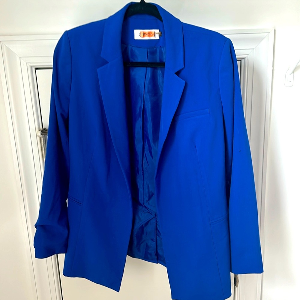 Calvin Klein blue blazer. Size 6.